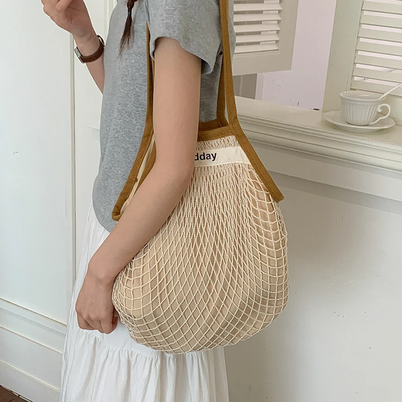 夏のビーチ軽量中空ショルダーバッグ大容量休暇旅行ハンドバッグ - Crochet Market Bag のレビューと価格