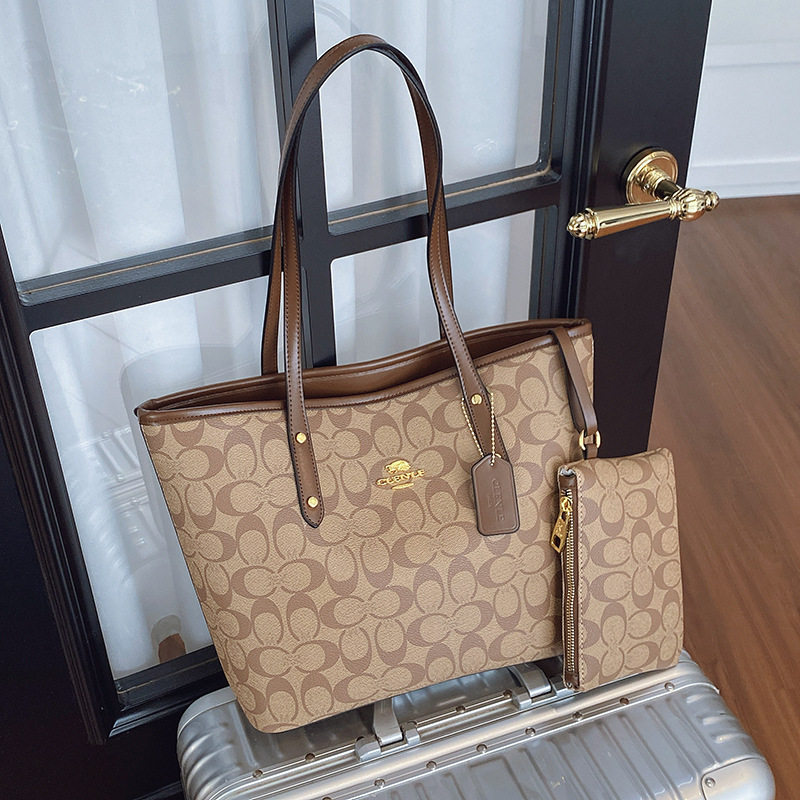高級デザイナーレディースショルダーバッグ大容量実用的なデイリ - Women'S Tote Bags Designer のレビューと価格