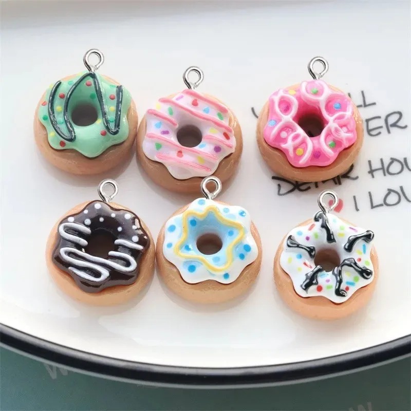 10 個樹脂ドーナツチャームカラフルなミニペンダント DIY - Women Bags Mini のレビューと価格