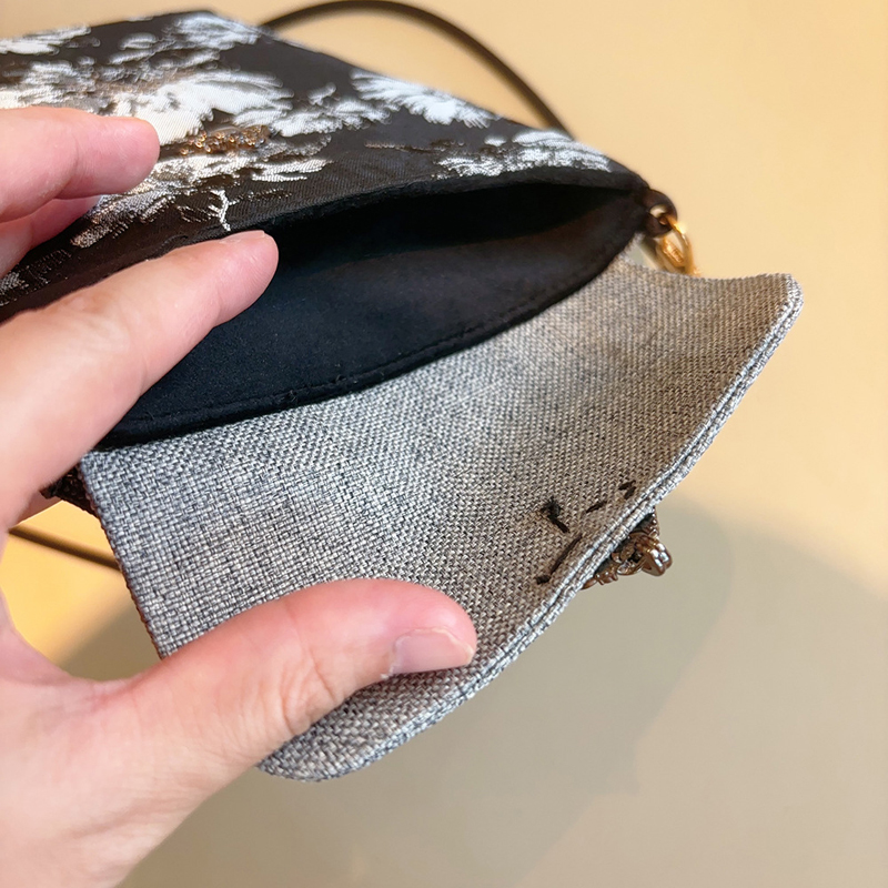 中国のシルク刺繍クロスボディバッグ,小さな携帯電話バッグ,縦 - Women Bags Mini のレビューと価格