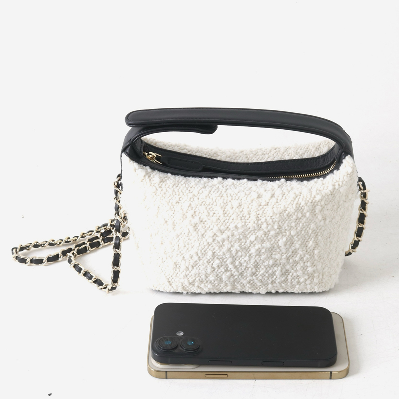 レザークラシックミニホーボスバッグ女性のための高級デザイナー - Mini Purse Chain のレビューと価格