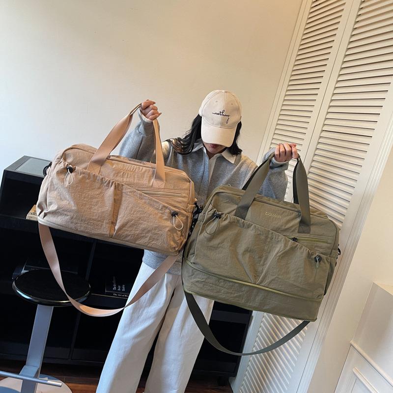 トラベルバッグ、スイミングバッグ、ジムバッグ、アウトドアバッ - Women Bags Coach のレビューと価格